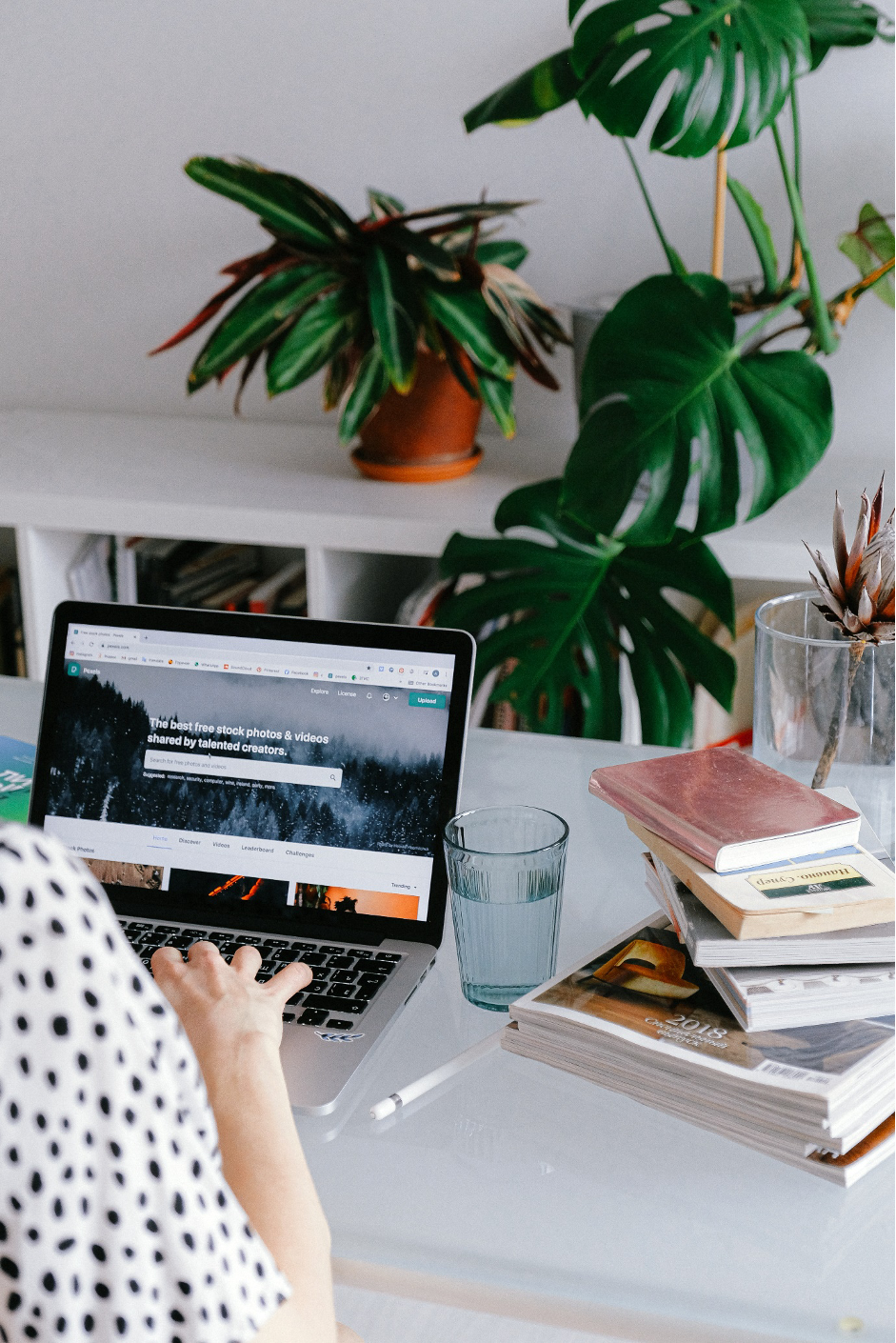How to send large work-related files online?