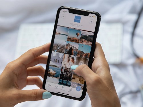 send multiple photos in one file without losing quality